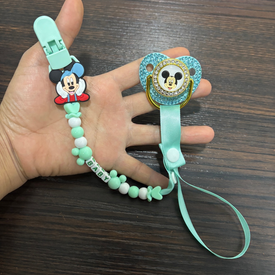 Bavaglino per neonati e tutina - Baby Food Pacifier recensione e prezzo